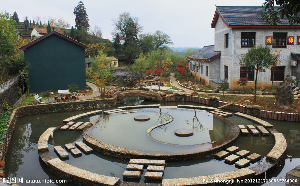 光影交錯的靜謐天地 探秘八卦池園林建筑的攝影藝術